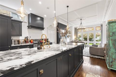 38 Braxted Park, London, SW16 3DU