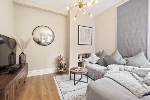 38 Braxted Park, London, SW16 3DU