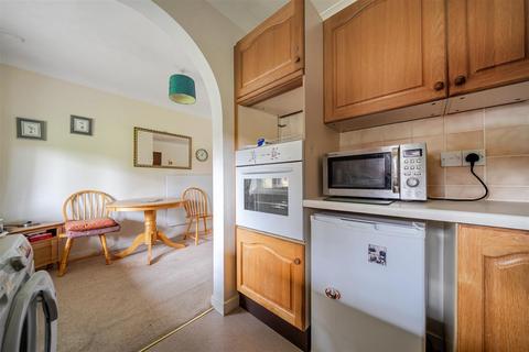 1 bedroom bungalow for sale, Twmpath Lane, Gobowen, Oswestry