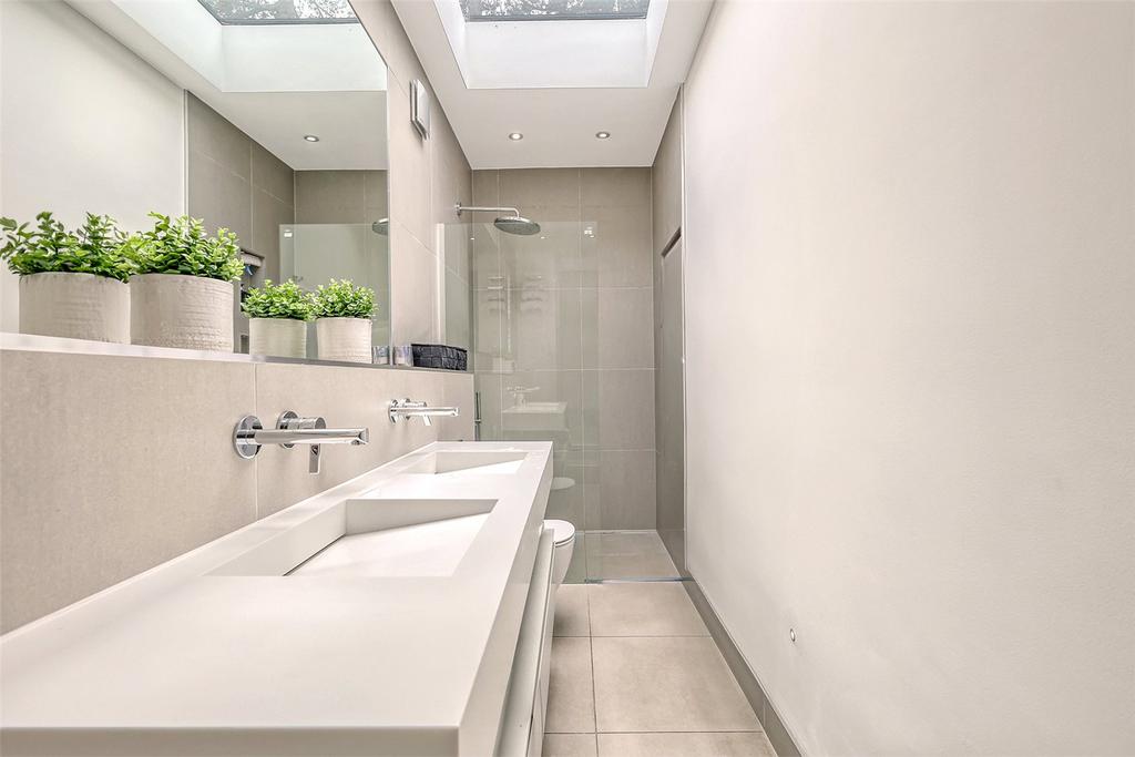 Ensuite Shower Room