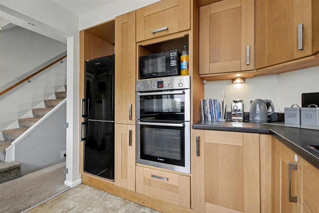 Kitchen 3.jpeg