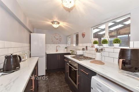 Varnes Street, Eccles, Aylesford, Kent