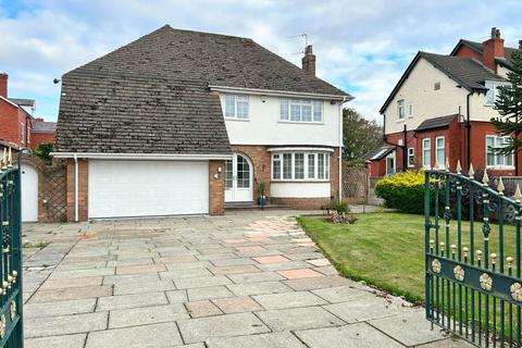 4 bedroom detached house for sale, Granville Road, Southport PR8
