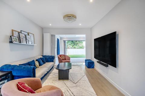 5 bedroom semi-detached house for sale, Vernon Drive, Stanmore HA7