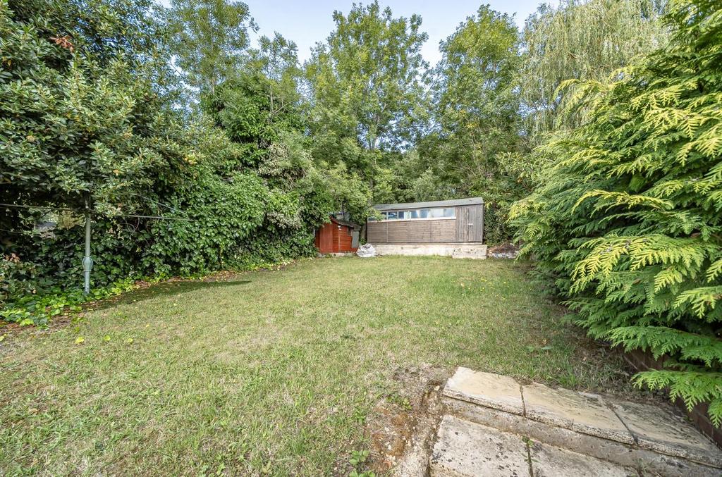 Davidson Frost-Wellings, DFW, Vernon Drive, Garden