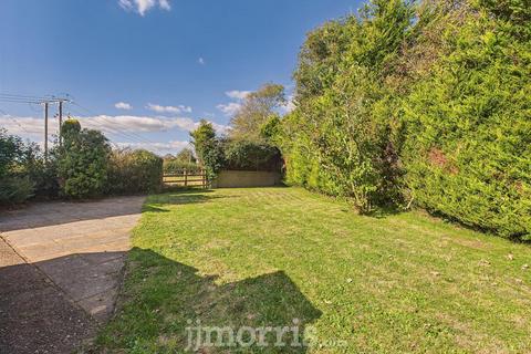 3 bedroom detached bungalow for sale, Crundale