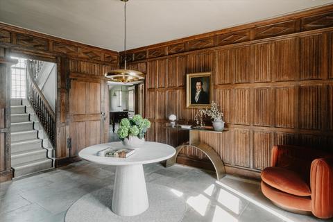 undefined, The Square, Aynho, Oxfordshire/Northamptonshire border, OX17