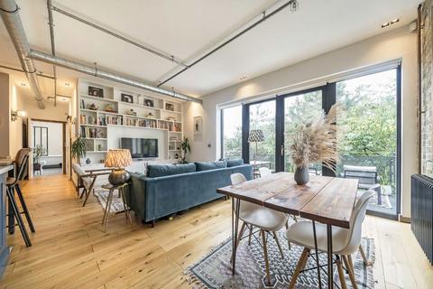 1 bedroom flat for sale, Gordon Road, London SE15