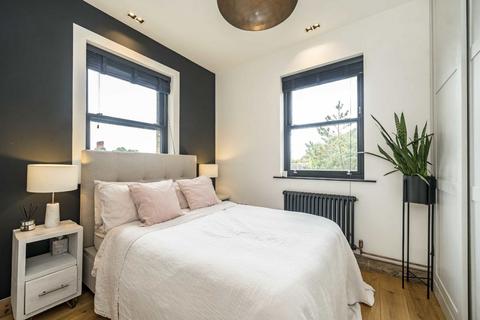 undefined, Gordon Road, London SE15