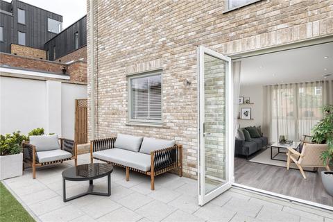 undefined, Enfield Road, London