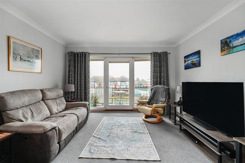 undefined, Sutherland Avenue, Bexhill-On-Sea
