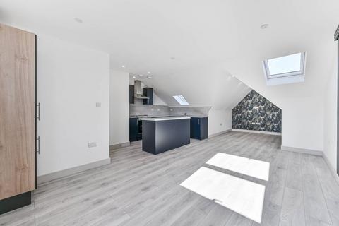 1 bedroom flat to rent, Kidderminster Road, West Croydon, Croydon, CR0