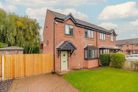 3 bedroom semi-detached house for sale, Links Road, Heywood OL10