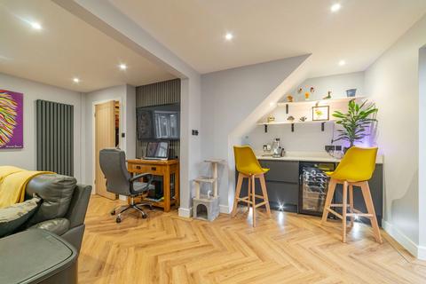 3 bedroom semi-detached house for sale, Links Road, Heywood OL10