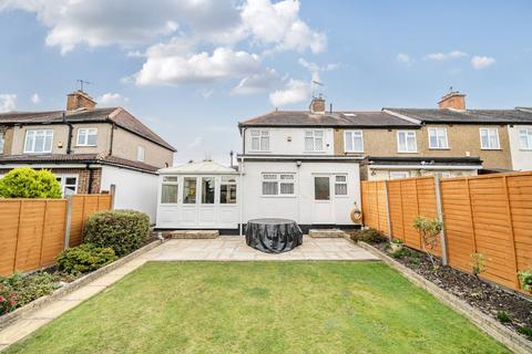 3 bedroom end of terrace house for sale, Shaldon Drive, Ruislip