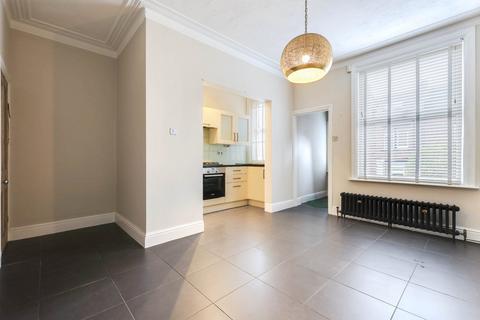 3 bedroom terraced house for sale, Wycliffe Road, Leeds, West Yorkshire, LS13