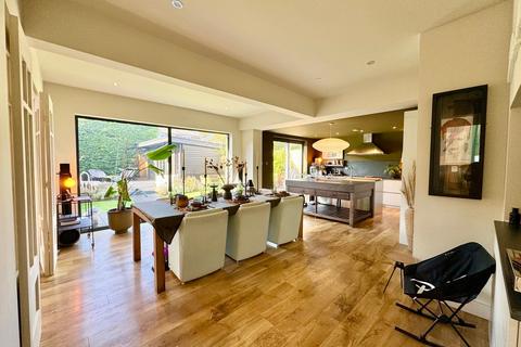 5 bedroom detached house for sale, Bethia Road, Queens Park, Bournemouth, BH8