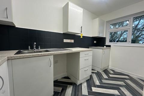 1 bedroom flat to rent, Craigmont Court, Newcastle NE12