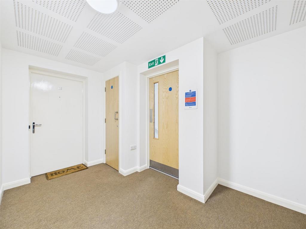 CAM02885 G0-PR0490-STILL020.jpg