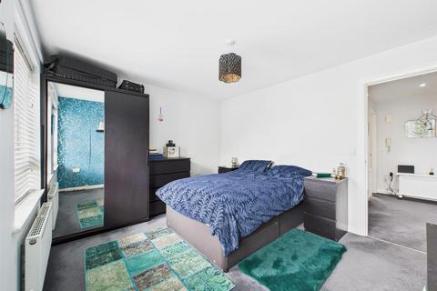 undefined, Burway Close, South Croydon CR2