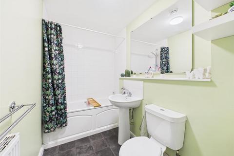 undefined, Burway Close, South Croydon CR2