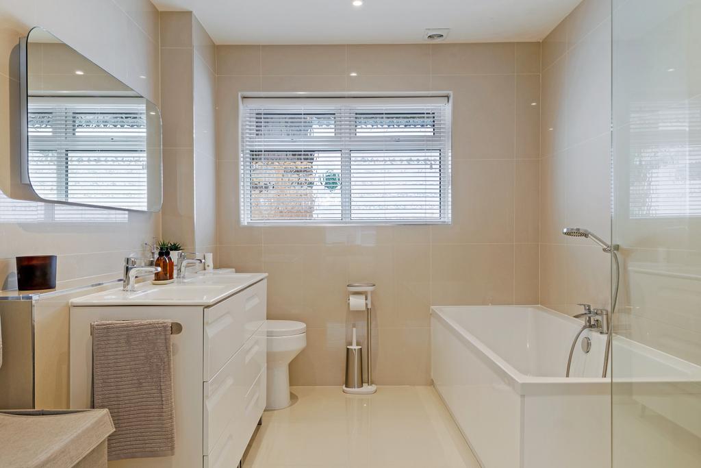 GF Bathroom