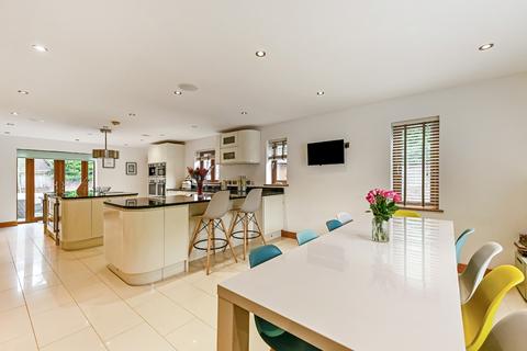 5 bedroom detached house for sale, Chilworth, Southampton