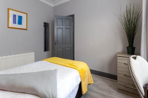 undefined, Connaught Road, Kensington Fields, Liverpool