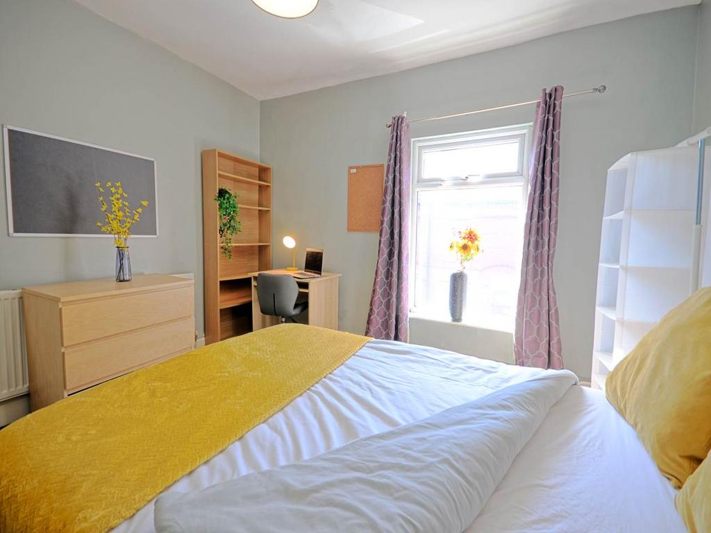 Bed 1