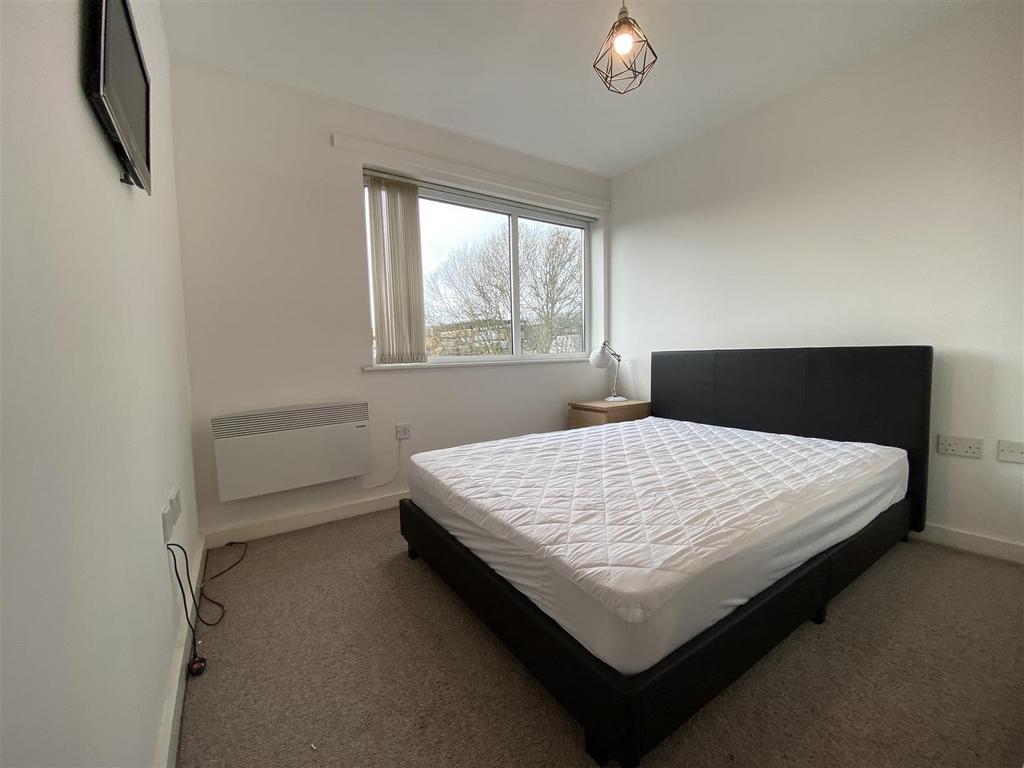 1st Bedroom (2).jpeg