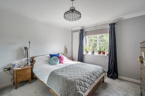 2 bedroom apartment for sale, St. Andrews Road, Croydon