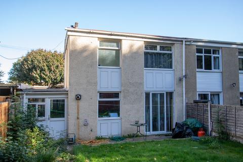 3 bedroom semi-detached house for sale, Burns Avenue, Tipton DY4