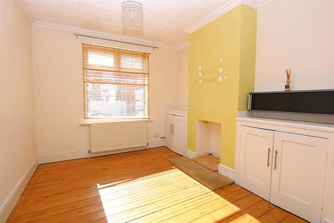 undefined, Stanley Street, Semilong