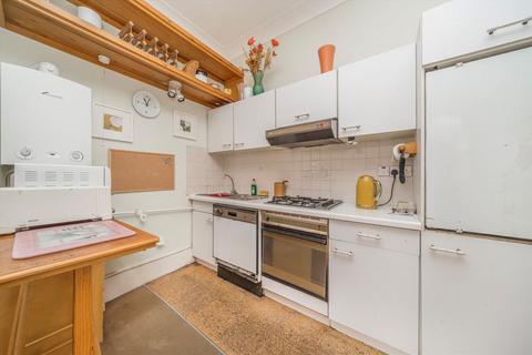 2 bedroom flat for sale, South Villas, London NW1