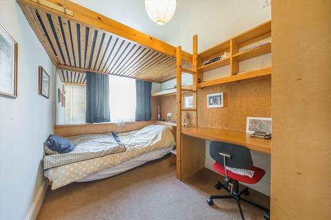 2 bedroom flat for sale, South Villas, London NW1