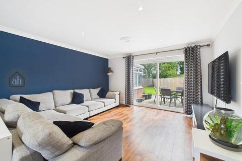 4 bedroom detached house for sale, The Street, Great Barton