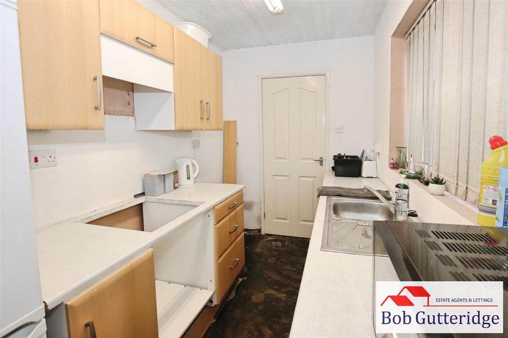 Fitted kitchen