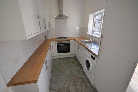3 bedroom terraced house to rent, Jarrom Street, Leicester