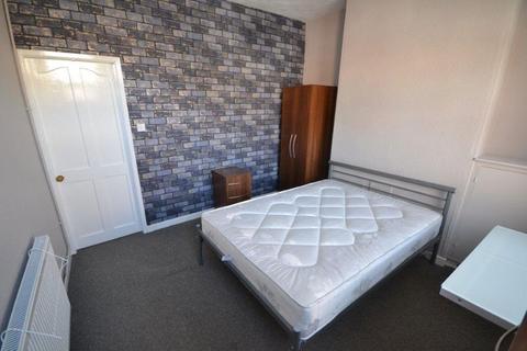 3 bedroom terraced house to rent, Jarrom Street, Leicester