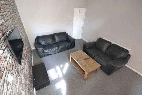 3 bedroom terraced house to rent, Jarrom Street, Leicester