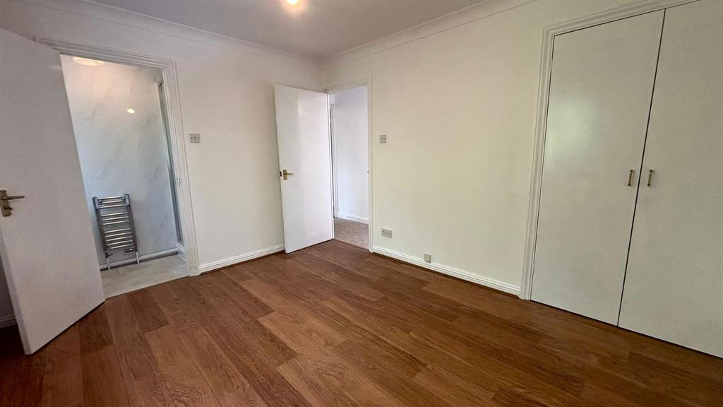 Bedroom 2 .jpg
