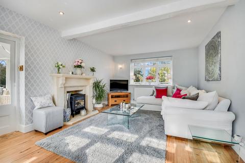 3 bedroom detached house for sale, King Street, High Ongar, Ongar, CM5