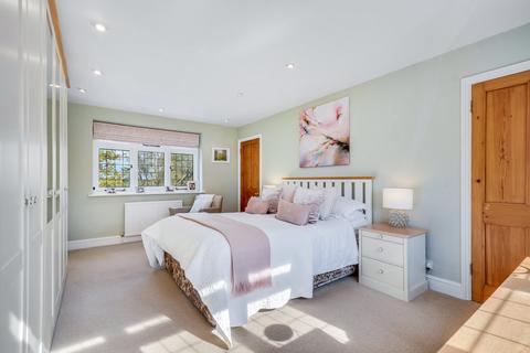 3 bedroom detached house for sale, King Street, High Ongar, Ongar, CM5
