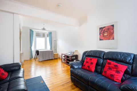 undefined, Glenavon Road, London, E15