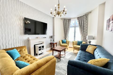 4 bedroom end of terrace house to rent, Liverpool Lawn, Ramsgate, Kent, CT11