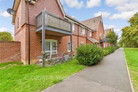 undefined, Shetland Close, Cranleigh GU6