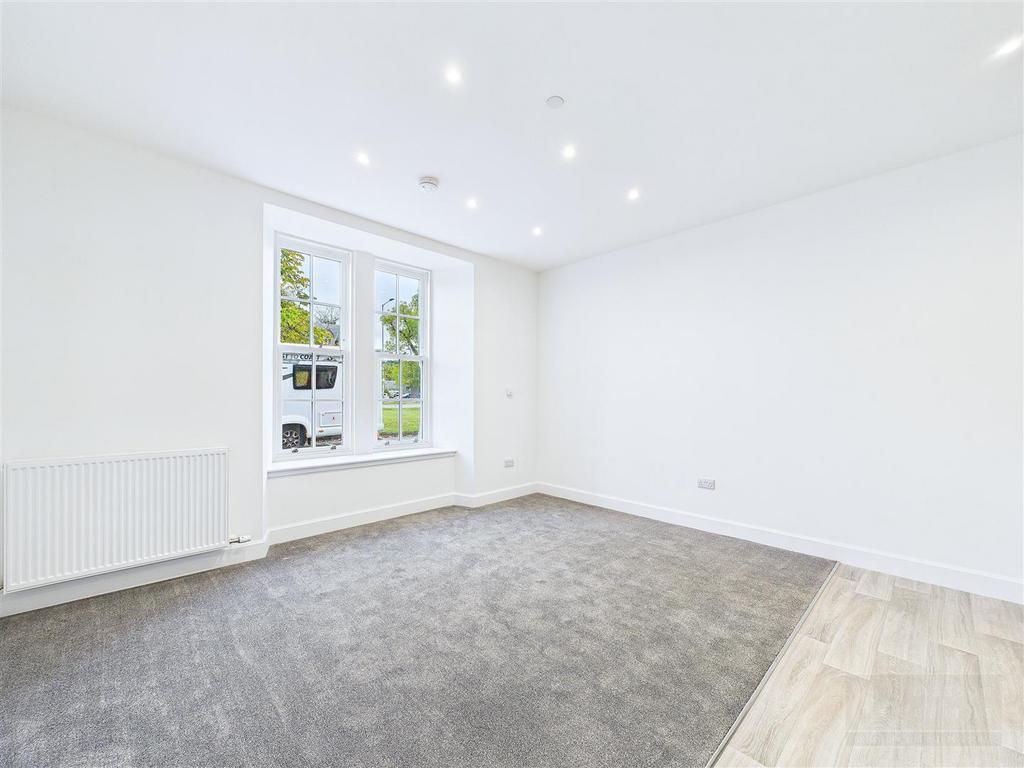 Sitting Room / Kitchen / Dining Area