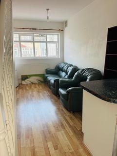 1 bedroom flat to rent, The Croft, Wembley HA0