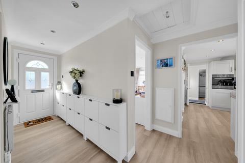 undefined, Colyers Lane, Erith, DA8