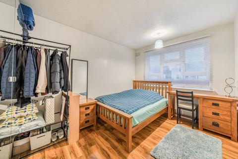 194 Oval Road, Croydon, CR0 6BP